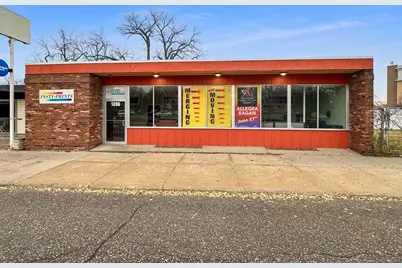 1396 7th Street W, Saint Paul, MN 55102 - Photo 1
