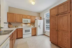 1213 Clarence St, Saint Paul, MN 55106 - Photo 8