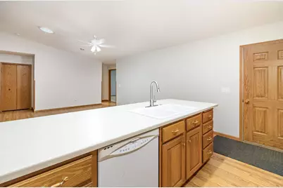 218 6th Street NE, Montgomery, MN 56069 - Photo 8