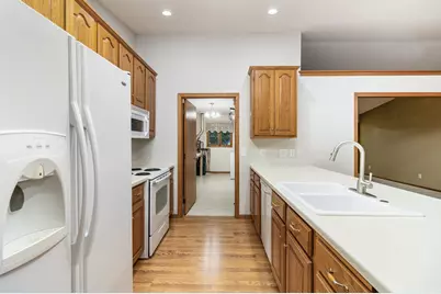 218 6th Street NE, Montgomery, MN 56069 - Photo 6