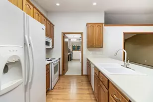 218 6th St NE, Montgomery, MN 56069 - Photo 6