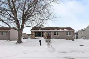 729 5th St S, Wahpeton,  58075 - Photo 52