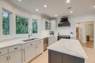 5375 Carlson Rd, Shoreview, MN 55126 - Photo 12