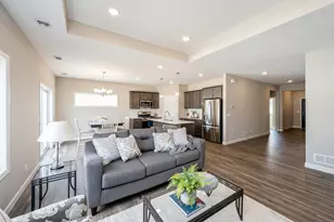 7872 Willowbrook Ct, Greenfield, MN 55373 - Photo 2