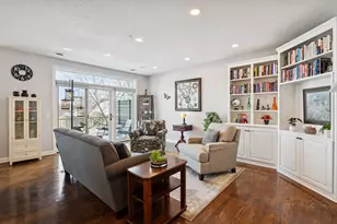 337 W Willoughby Way W, Minnetonka, MN 55305 - Photo 8