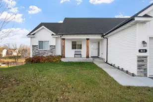 811 Morrison Ave, Annandale, MN 55302 - Photo 4