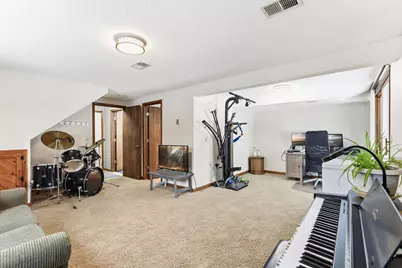 4226 Bridgewood Terrace, Vadnais Heights, MN 55127 - Photo 20