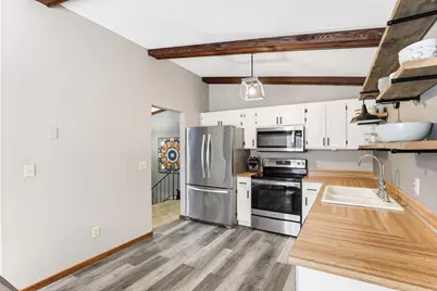 4226 Bridgewood Terrace, Vadnais Heights, MN 55127 - Photo 10