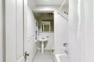 1070 21st Ave SE, Minneapolis, MN 55414 - Photo 14