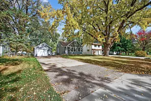 2199 Oakwood Dr, Mounds View, MN 55112 - Photo 34