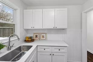 2138 3rd St E, Saint Paul, MN 55119 - Photo 6