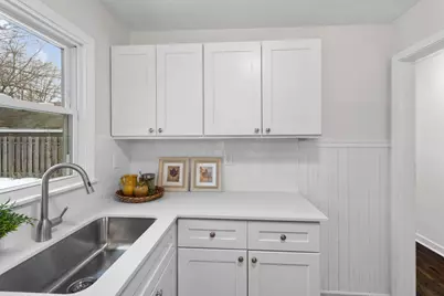 2138 3rd Street E, Saint Paul, MN 55119 - Photo 6