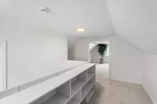 2138 3rd St E, Saint Paul, MN 55119 - Photo 10