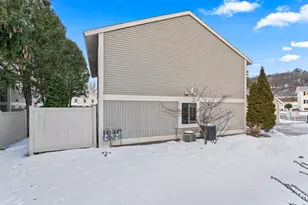 1934 Greenview Pl SW, Rochester, MN 55902 - Photo 28