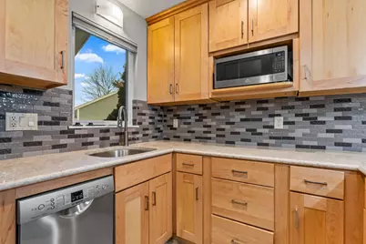 1934 Greenview Place SW, Rochester, MN 55902 - Photo 10