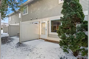 1934 Greenview Pl SW, Rochester, MN 55902 - Photo 24