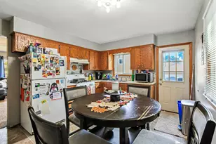 508 Shadyside Cir, Hopkins, MN 55343 - Photo 6