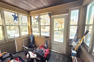 1236 Reaney Ave, Saint Paul, MN 55106 - Photo 2