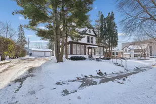 120 4th Ave E, Shakopee, MN 55379 - Photo 2