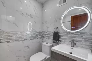 2700 W 44th St, Minneapolis, MN 55410 - Photo 8