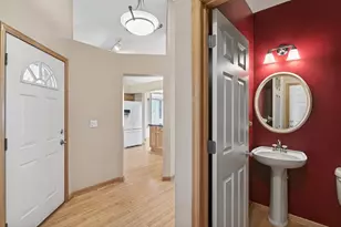 7933 Victoria Curve, Saint Louis Park, MN 55426 - Photo 20