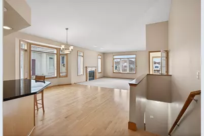 7933 Victoria Curve, Saint Louis Park, MN 55426 - Photo 8