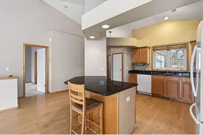 7933 Victoria Curve, Saint Louis Park, MN 55426 - Photo 16