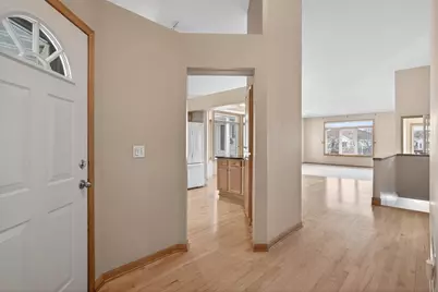 7933 Victoria Curve, Saint Louis Park, MN 55426 - Photo 6