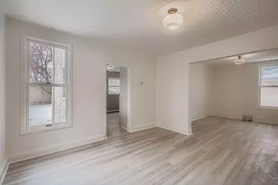 84 Isabel Street W, Saint Paul, MN 55107 - Photo 8