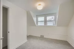 84 Isabel St W, Saint Paul, MN 55107 - Photo 16