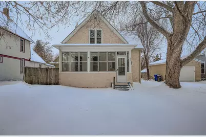 84 Isabel Street W, Saint Paul, MN 55107 - Photo 1