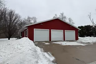 204 S Schendel St, Blomkest, MN 56216 - Photo 1