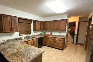 204 S Schendel St, Blomkest, MN 56216 - Photo 4