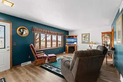 25435 555th Avenue, Austin, MN 55912 - Photo 12