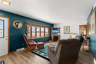 25435 555th Ave, Austin, MN 55912 - Photo 12