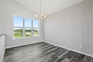 812 Fox River Rd, Somerset, WI 54025 - Photo 14