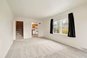 1605 6th St SE, Austin, MN 55912 - Photo 8