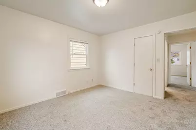 1605 6th Street SE, Austin, MN 55912 - Photo 12