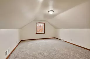 1605 6th St SE, Austin, MN 55912 - Photo 18