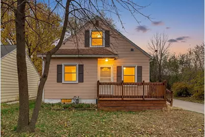 1605 6th Street SE, Austin, MN 55912 - Photo 2