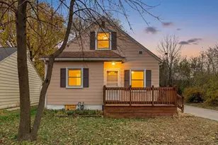 1605 6th St SE, Austin, MN 55912 - Photo 2