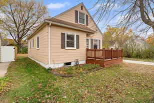 1605 6th St SE, Austin, MN 55912 - Photo 30