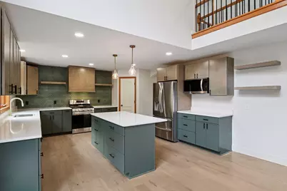 639 Carver Bluffs Parkway, Carver, MN 55315 - Photo 6