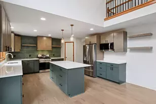 639 Carver Bluffs Pkwy, Carver, MN 55315 - Photo 6