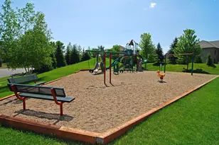 639 Carver Bluffs Pkwy, Carver, MN 55315 - Photo 44