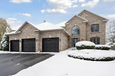 639 Carver Bluffs Parkway, Carver, MN 55315 - Photo 1