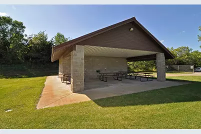 639 Carver Bluffs Parkway, Carver, MN 55315 - Photo 46