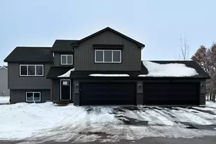 4616 9th St NE, Saint Cloud, MN 56304 - Photo 1