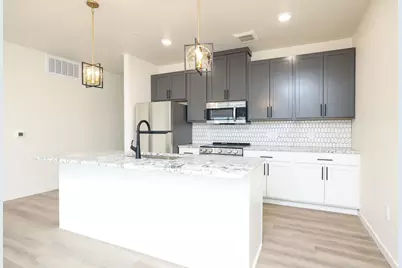 28 7th Street NE #Vertex, Rochester, MN 55906 - Photo 4