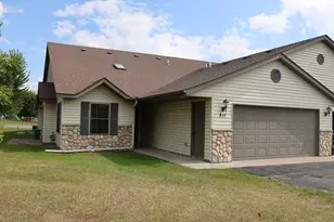 811 Stonehaven Path, Milaca, MN 56353 - Photo 2